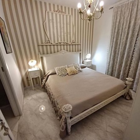 B&B La Corte Delle Vanita Pompei Esterno foto