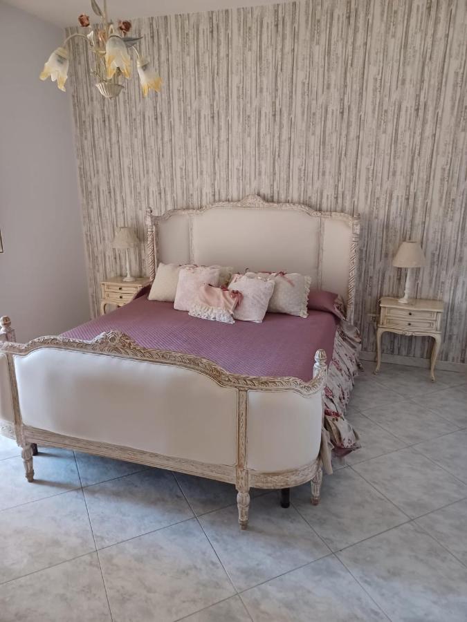 B&B La Corte Delle Vanita Pompei Esterno foto
